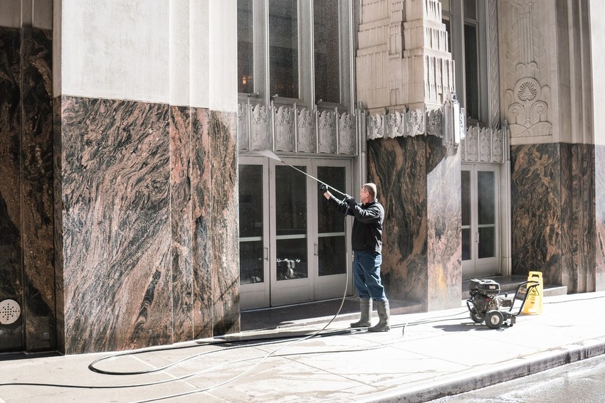 Dezinfekcija zgrada u Njujorku