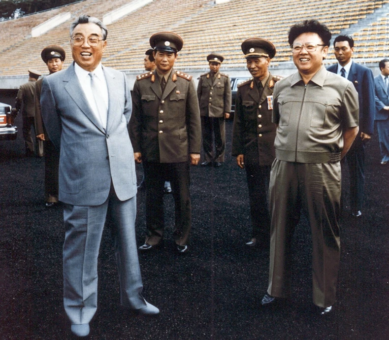 Kim Džong Il i Kim Il Sung 1992.