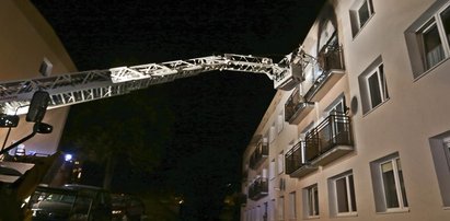 Uciekła przed pożarem na balkon. „Prawie spłonęła żywcem”