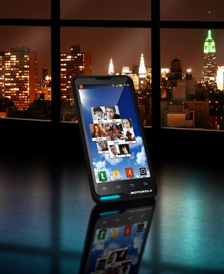 Motoluxe - stylowy smartfon Motoroli jest już w Polsce