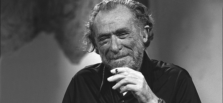 Charles Bukowski: Outsider społeczeństwa. Na jego nagrobku napisano: nie próbuj