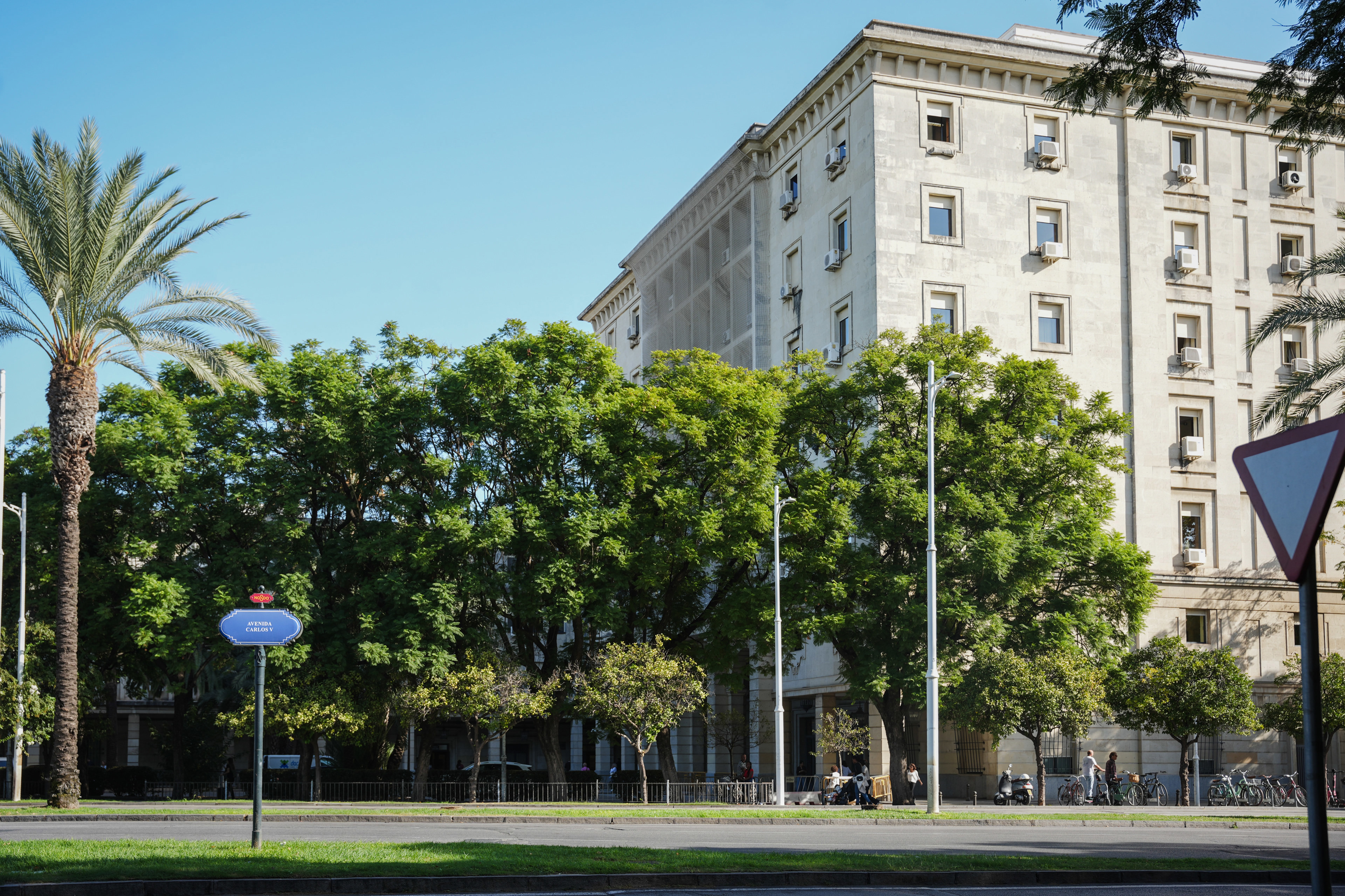 20 años de prisión por abandonar a su bebé en un contenedor en Sevilla