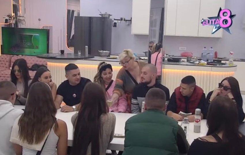 Aneli ne zna da joj je umrla sestra