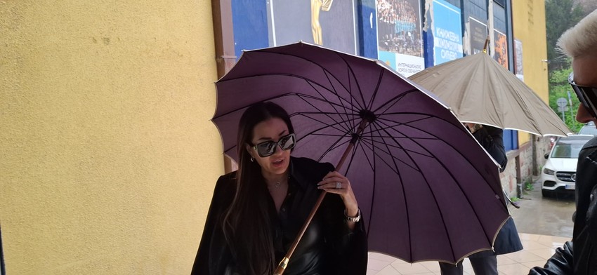 Ceca stigla na sahranu Vladice Miljkovića