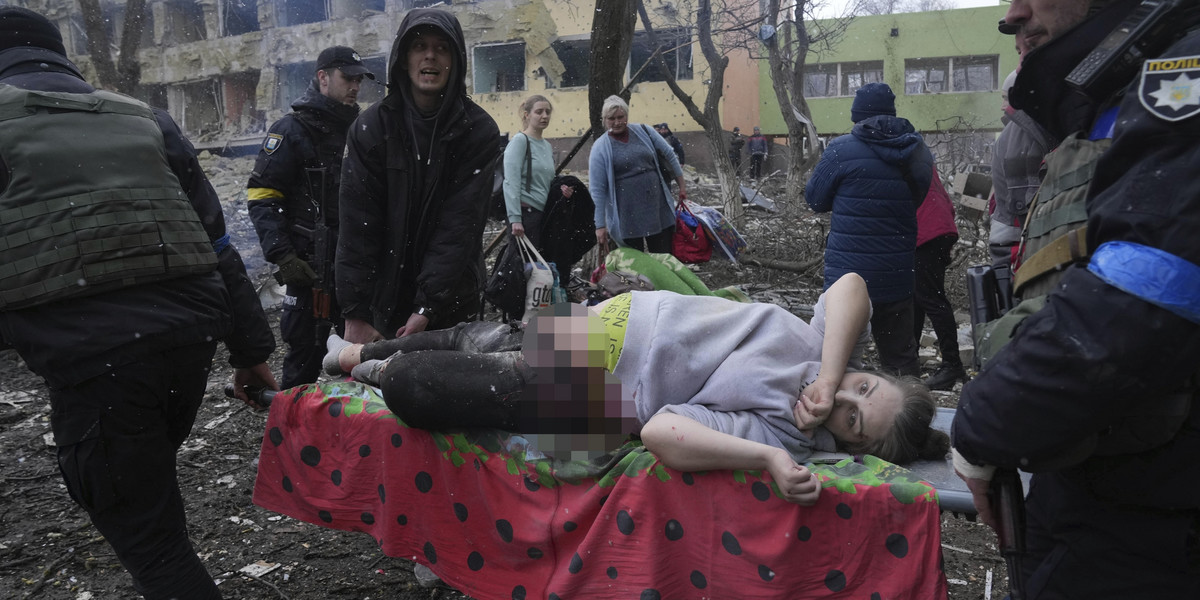 Wojna w Ukrainie - ostrza? Mariupola