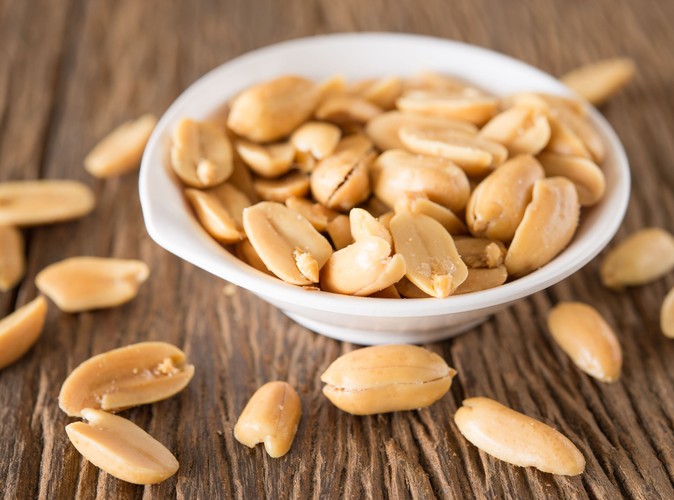 Garść orzeszków ziemnych – 170 kcal