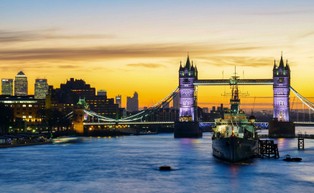 "Rewolucja infrastrukturalna" na Wyspach. Premier Johnson przedstawił plan wielkich inwestycji