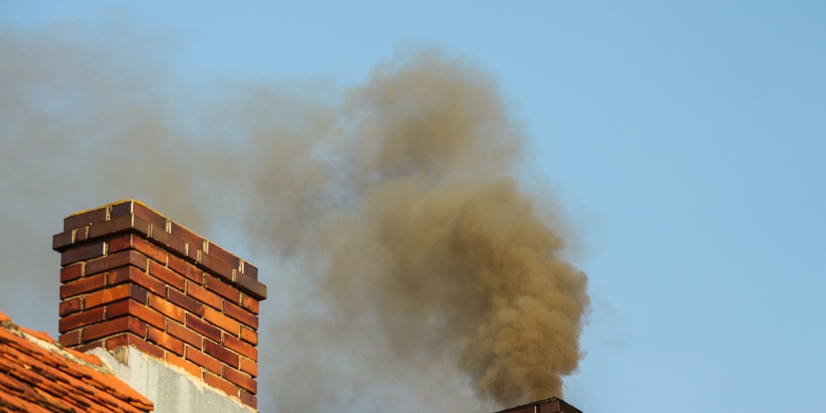 Minister klimatu Michał Kurtyka uważa, że czyste powietrze to przedmiot troski wszystkich, niezależnie od poglądów politycznych. Z powodu zanieczyszczenia powietrza przedwcześnie umiera około 45 tys. Polaków rocznie.