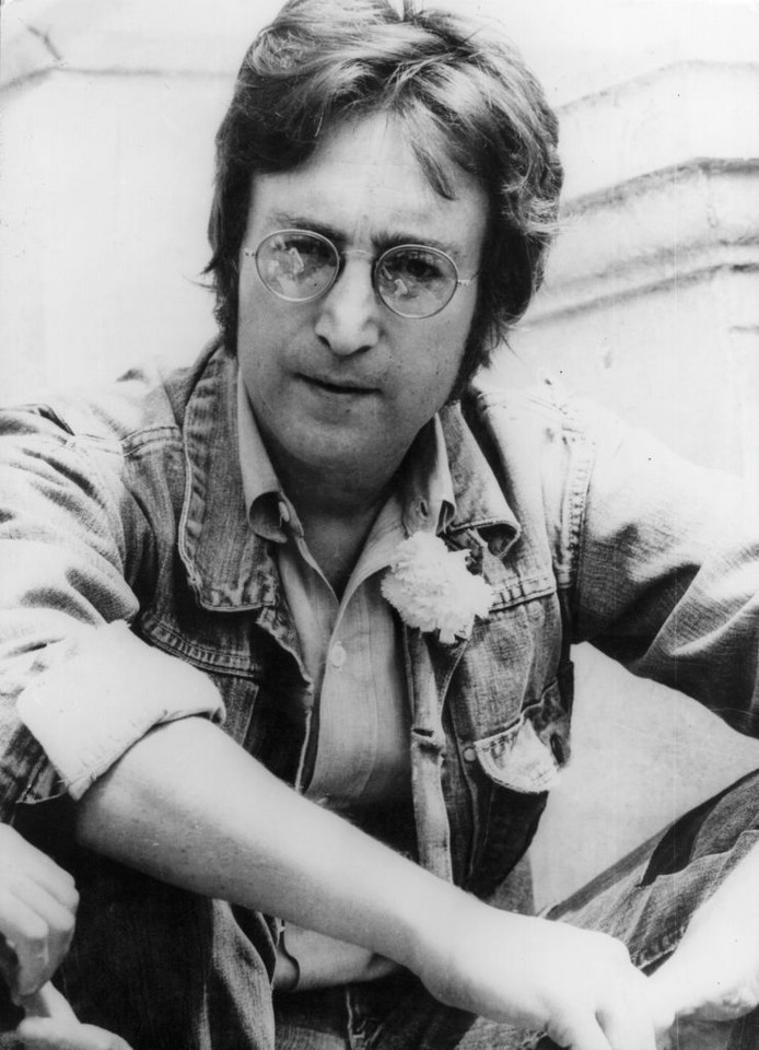 Gwiazdy, które straciły życie przez "fanów": John Lennon