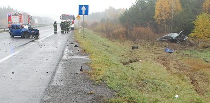 Śmierć na drodze. Kierowca zginął przez nieuwagę