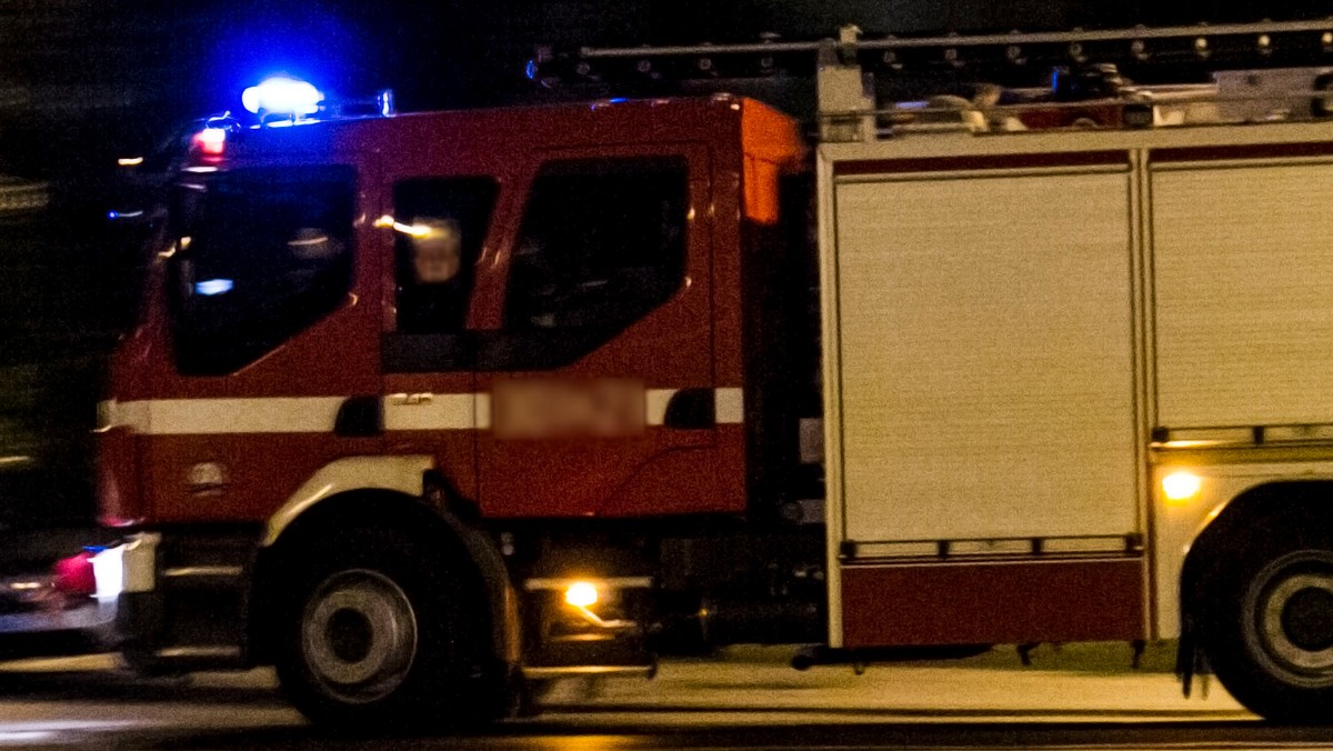 Przedstawiciele ponad 20 jednostek samorządu i straży pożarnej z woj. opolskiego podpisali porozumienie "Solidarni w obliczu zagrożeń". Sygnatariusze zadeklarowali w nim wzajemną pomoc w przypadku różnego rodzaju sytuacji nadzwyczajnych.