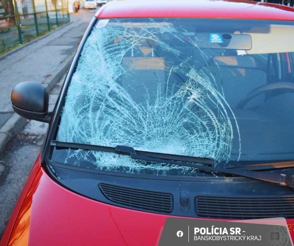 K nehode došlo na Tomašovskej ulici v Rimavskej Sobote.