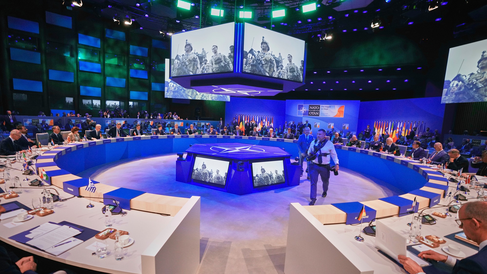 NATO investuje 27 miliárd eur do nového palivového systému v Európe. (ilustračné foto)
