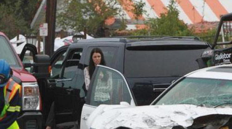 Halálos balesetet okozott Kim Kardashian mostohaapja! - Fotók