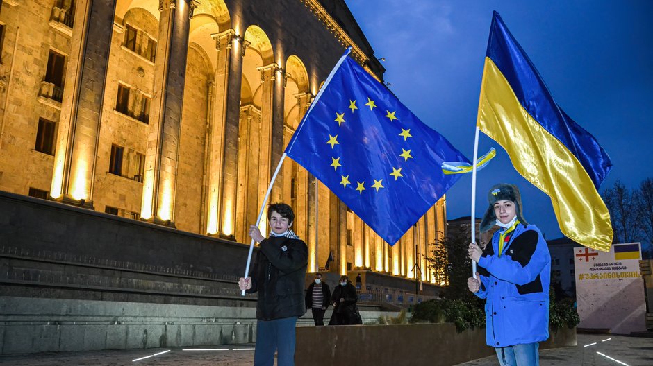 Demonstracja poparcia dla Ukrainy i dla wejścia Gruzji do UE. Tbilisi, marzec 2022 r.