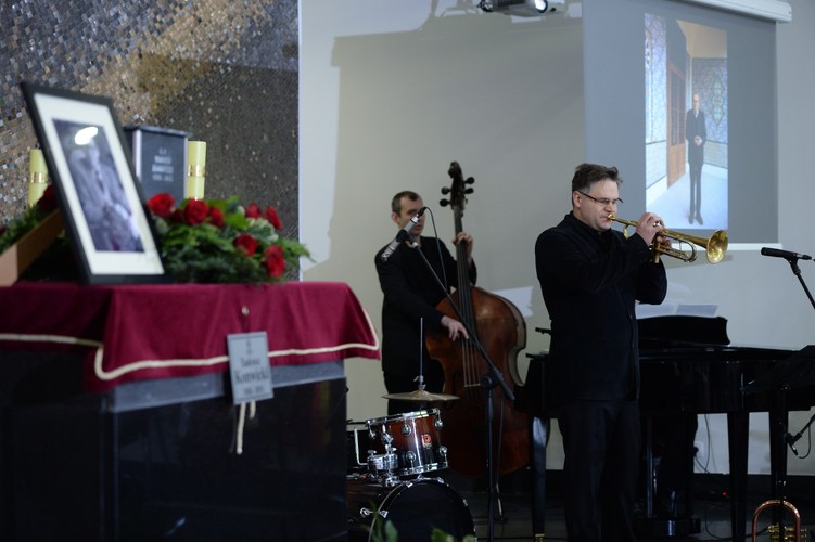 Pogrzeb Tadeusza Konwickiego na Powązkach Wojskowych