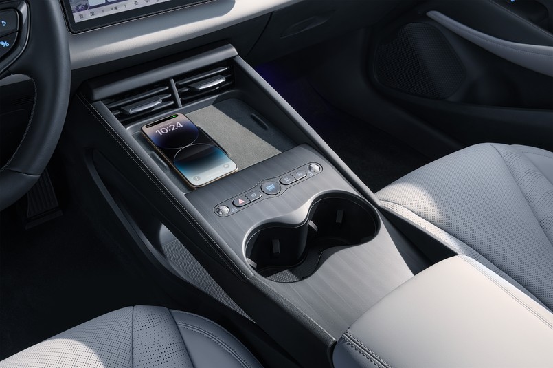 BYD Seal 6 DM-i Touring