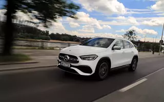 Nowy Mercedes GLA 200 - z wyższą zawartością SUV-a 