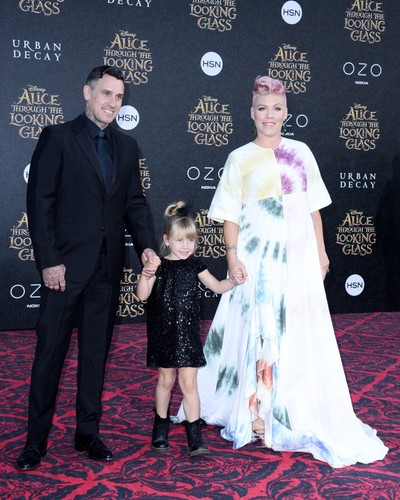 Pink, jej mąż CareyHart i córeczka Willow Sage Hart