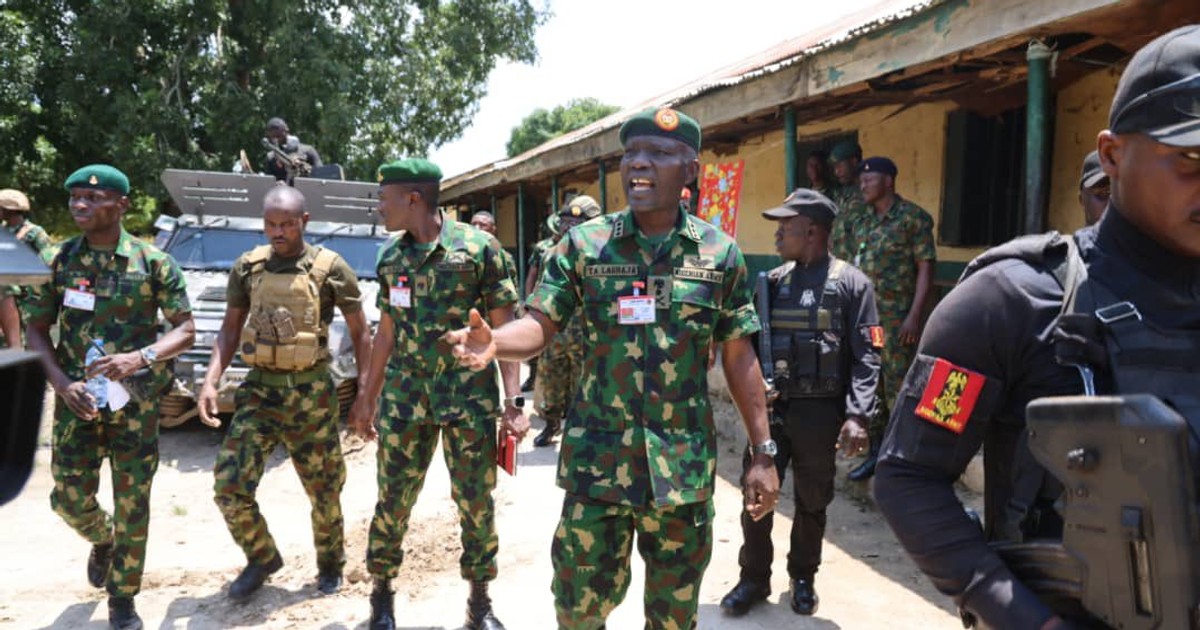 Army boss charges troops not to take sides in Plateau skirmishes - Vimarsana News