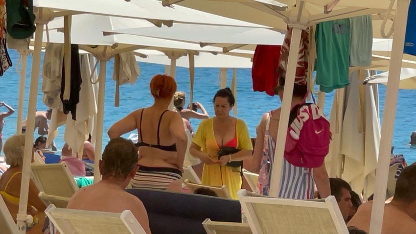 Zlata Petrović napravila skandal na plaži u Budvi