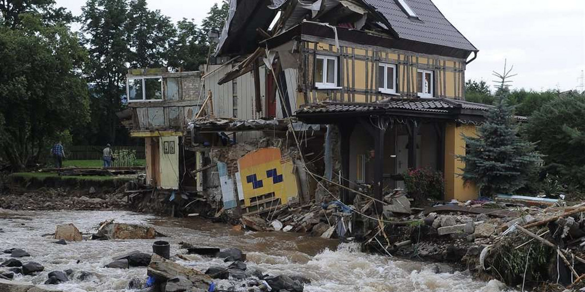 Nad Polskę znowu nadchodzą ulewy. W ciągu najbliższych dni ma spaść do 150 litrów na metr kwadratowy!