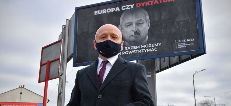 Kaczyński i Łukaszenka połączeni na billboardach. Kto stoi za mocną akcją?