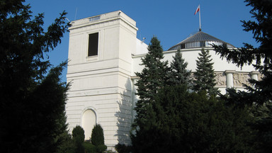 Sejm uchwalił przepisy wprowadzające bezpłatne podręczniki