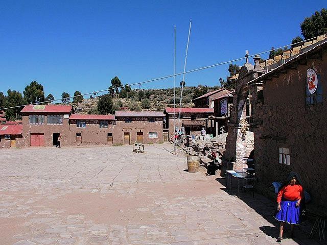 Galeria Peru - indiańska potańcówka na jeziorze Titicaca, obrazek 47