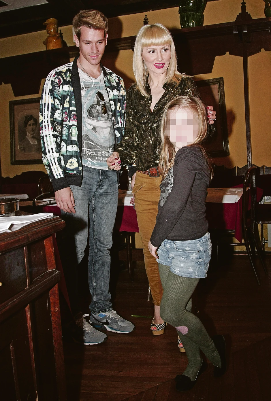 Goca sa mužem i ćerkom