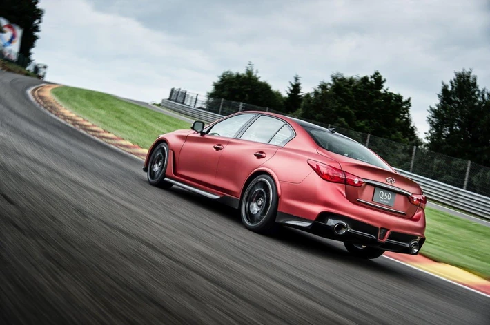 Infiniti Q50 Eau Rouge/fot.materiały prasowe