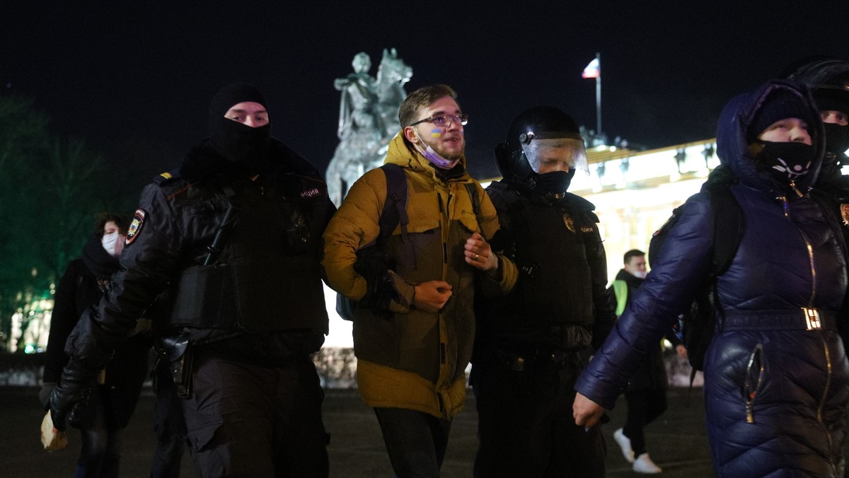 Fala donosów w Rosji. "Czy z taką matką wyrośnie na patriotę?"