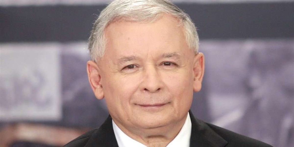 Oklaskami na stojąco i okrzykami "Jarek! Jarek!" został przywitany prezes PIS, Jarosław Kaczyński, gdy wchodził do  sali widowiskowo-sportowej w Gdyni