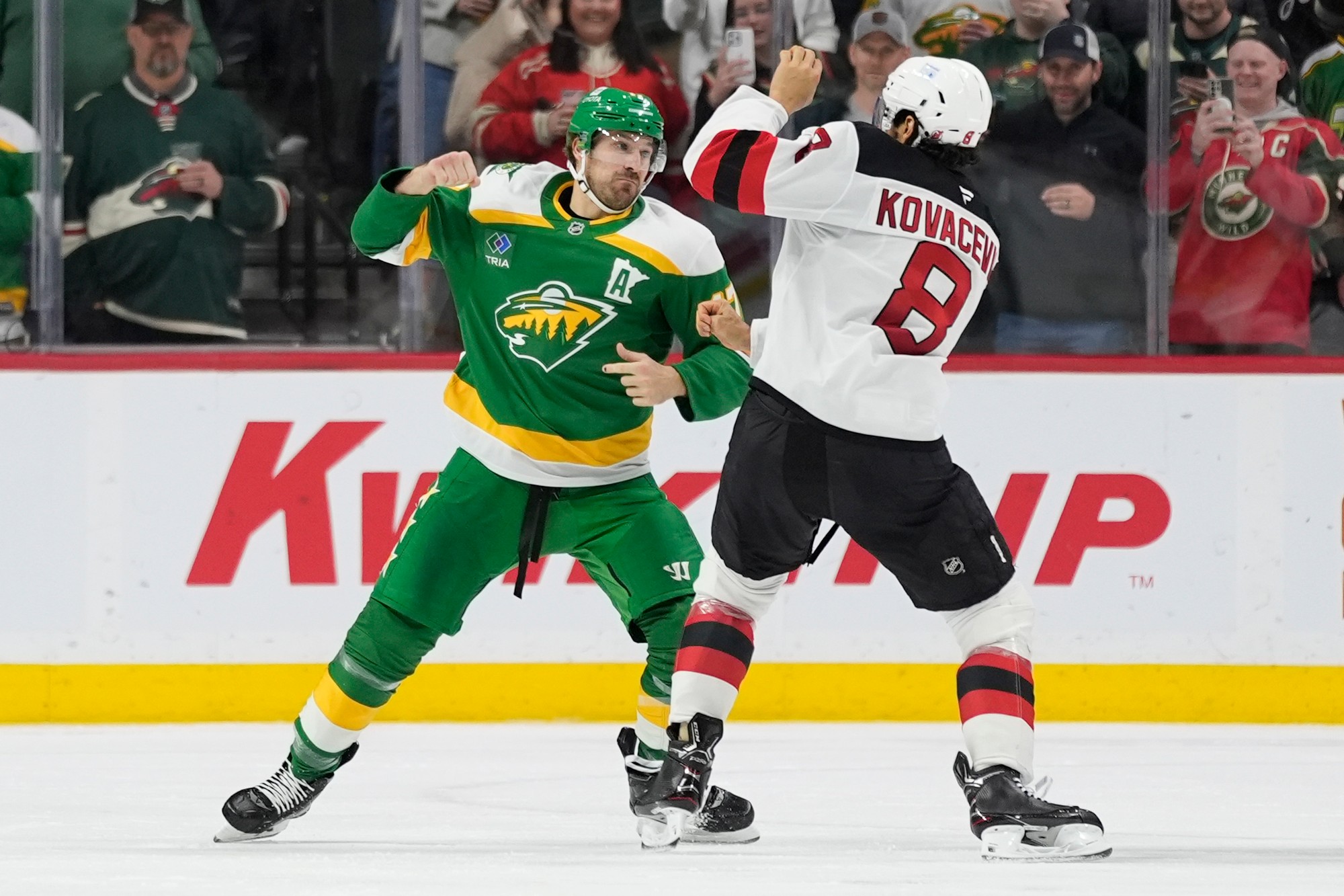 NHL zápas: New Jersey Devils - Minnesota Wild.
