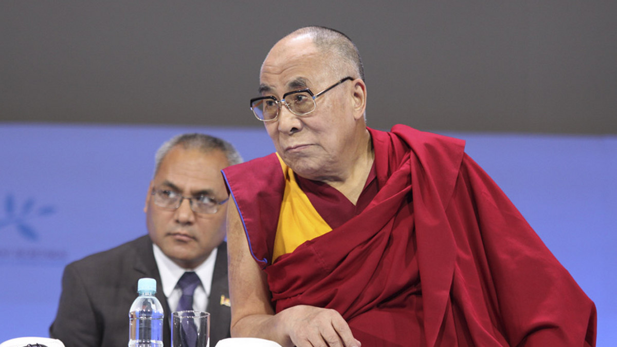 Chiny zaprotestowały dziś przeciwko obecności Dalajlamy, duchowego przywódcy Tybetańczyków, na publicznej imprezie w USA, w której uczestniczył m.in. prezydent Barack Obama. Pekin zarzucił Waszyngtonowi wykorzystywanie kwestii Tybetu do celów politycznych.