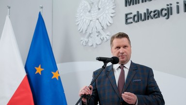 Czarnek komentuje aferę e-mailową. Minister zaatakował opozycję