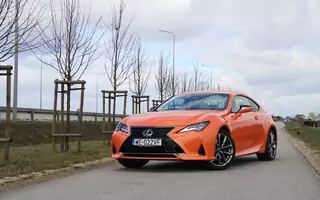 Lexus RC 300h – wygląda super, ale jeździ jak Prius