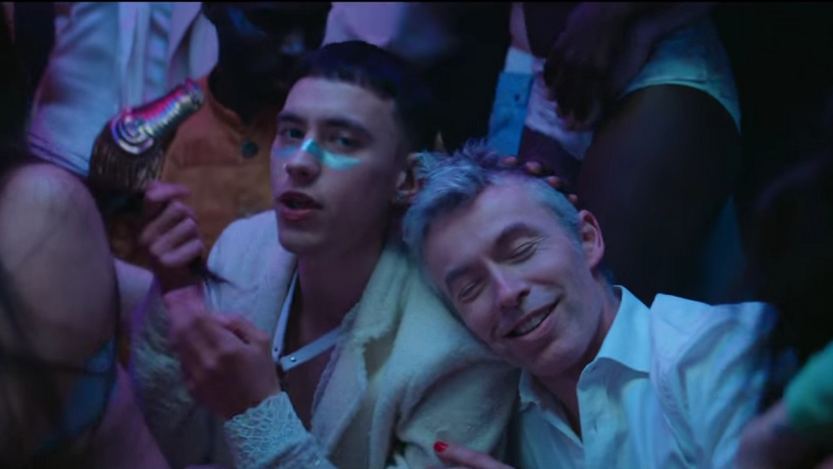 Olly Alexander, lider zespołu Years &amp; Years zdradził w wywiadzie, że teledysk do utworu "Desire" został ocenzurowany w Rosji.