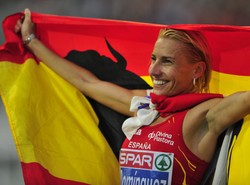 Biegaczka po urodzeniu dziecka celuje w medal