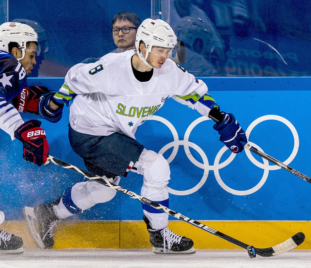 Pjongczang 2018: Słoweński hokeista przyłapany na dopingu. Ziga Jeglic musi opuścić wioskę olimpijską