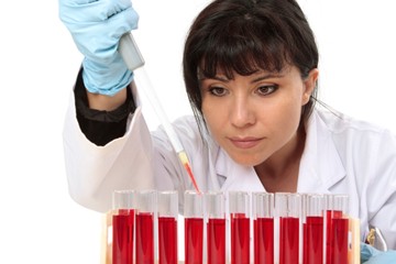 A vérszegénység diagnosztizálása a családi és egyéni kórtörténet, a tünetek és a laboratóriumi vizsgálatok eredményei alapján történik.