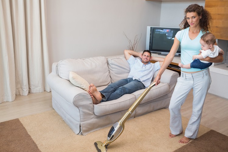 Najbardziej irytujące teksty mężczyzn wymigujących się od prac domowych