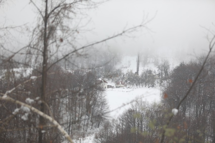Sneg na putu ka Bajinoj Bašti