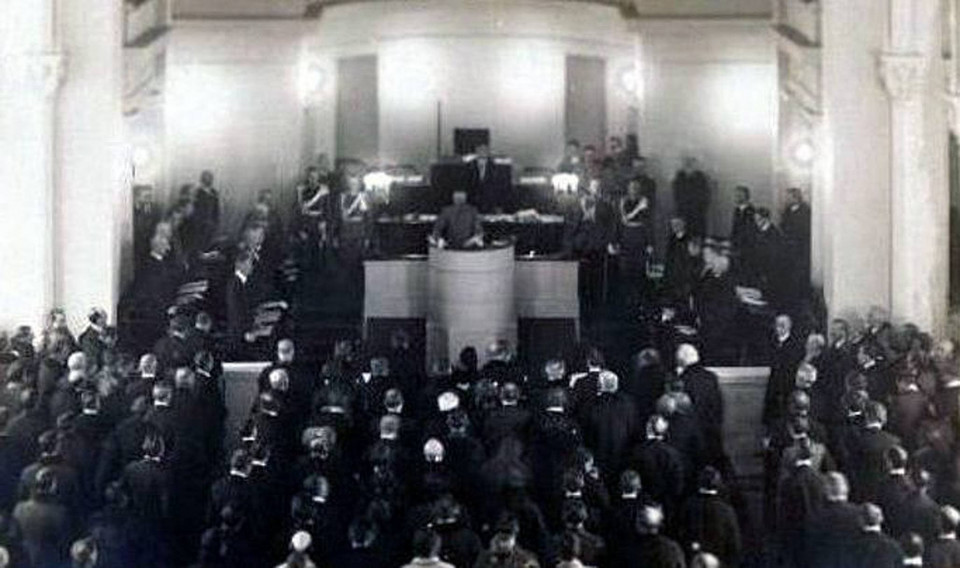 Pierwsze posiedzenie Sejmu Ustawodawczego
