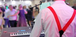 Muzyk z koronawirusem grał na weselu. 150 osób na kwarantannie