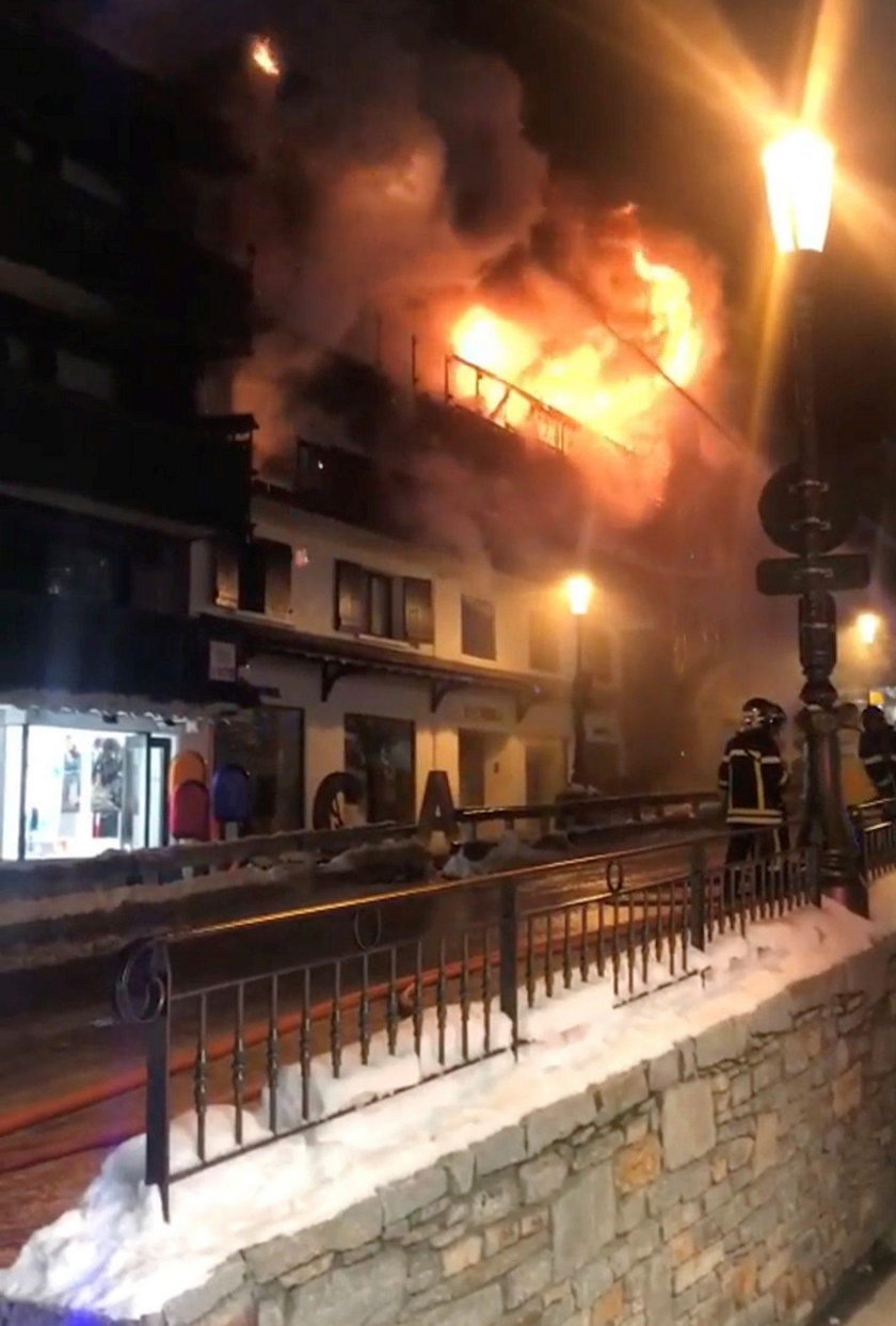 Firefighters battle flames at Courchevel ski resort