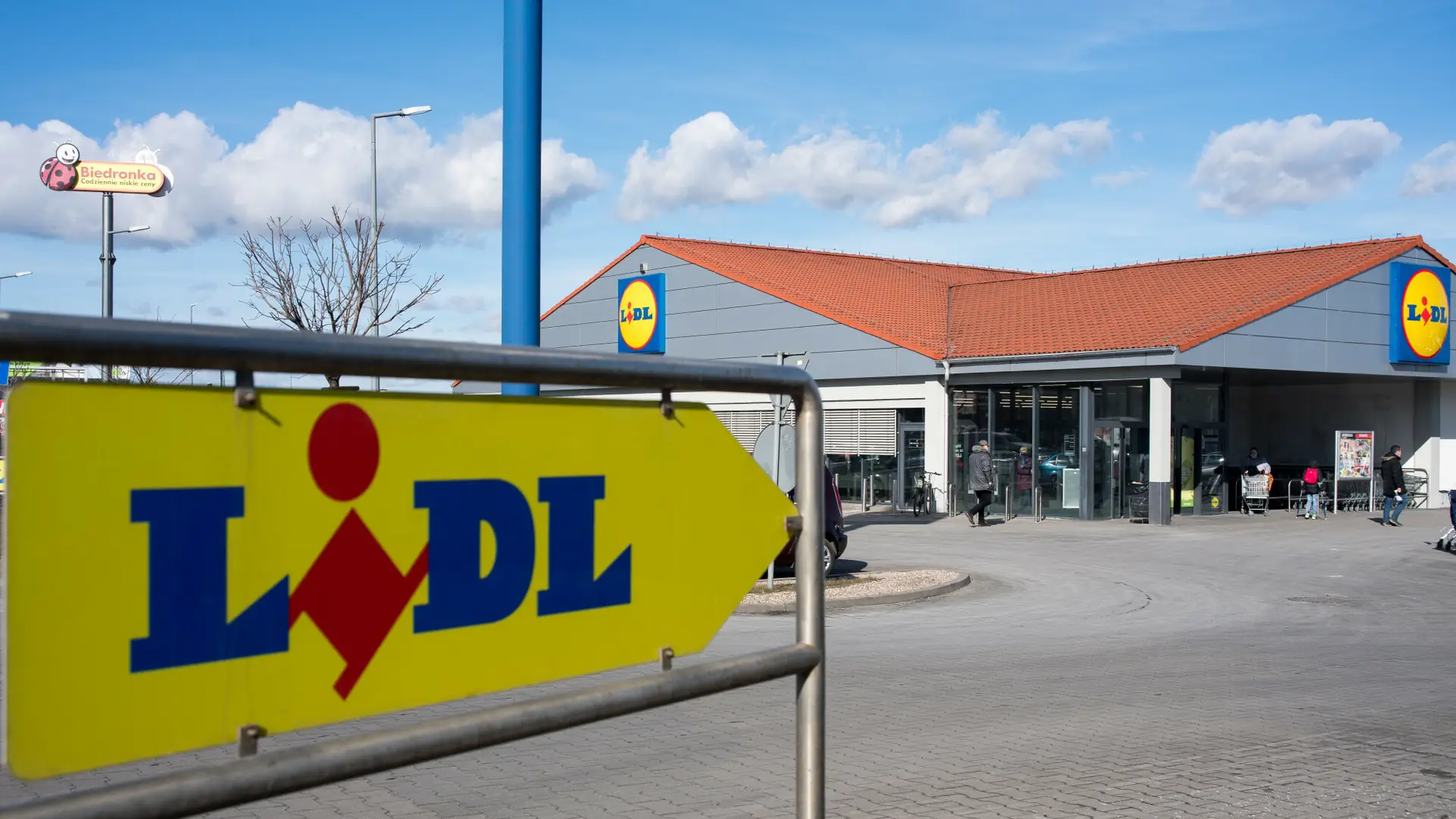 200 sklepów Lidl będzie otwartych całodobowo dla większego bezpieczeństwa klientów