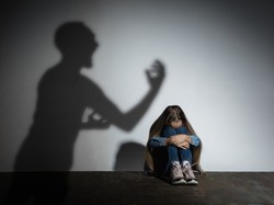 Nowa ważna obserwacja naukowców dotycząca długofalowych skutków przemocy wobec dzieci