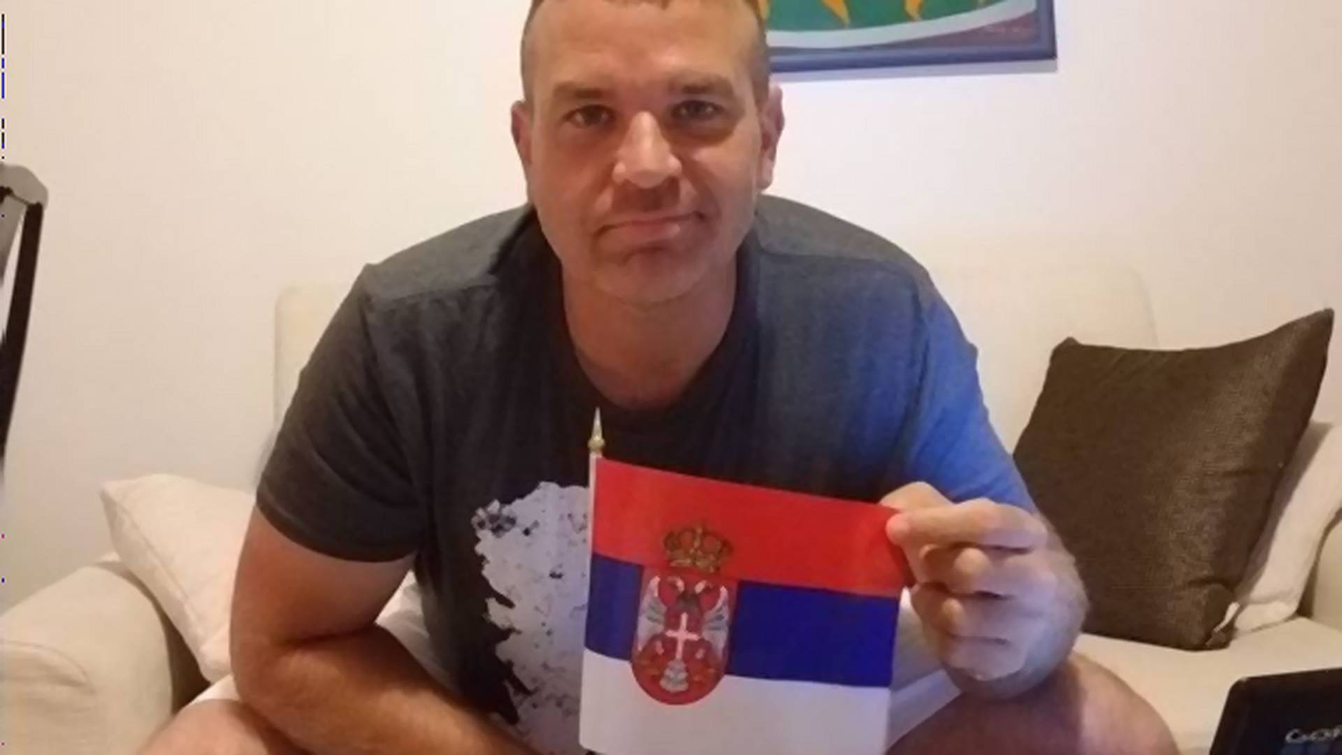 Najpoznatiji Amerikanac u Srbiji Čarls Kater moli za srpski pasoš