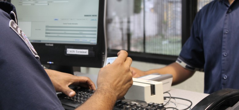 "The Guardian": Administracja Bidena po cichu wznawia deportacje do Rosji